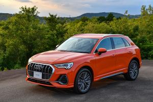 Audi Q3 35 TDI Quattro S-Line 2020 года  (JP)